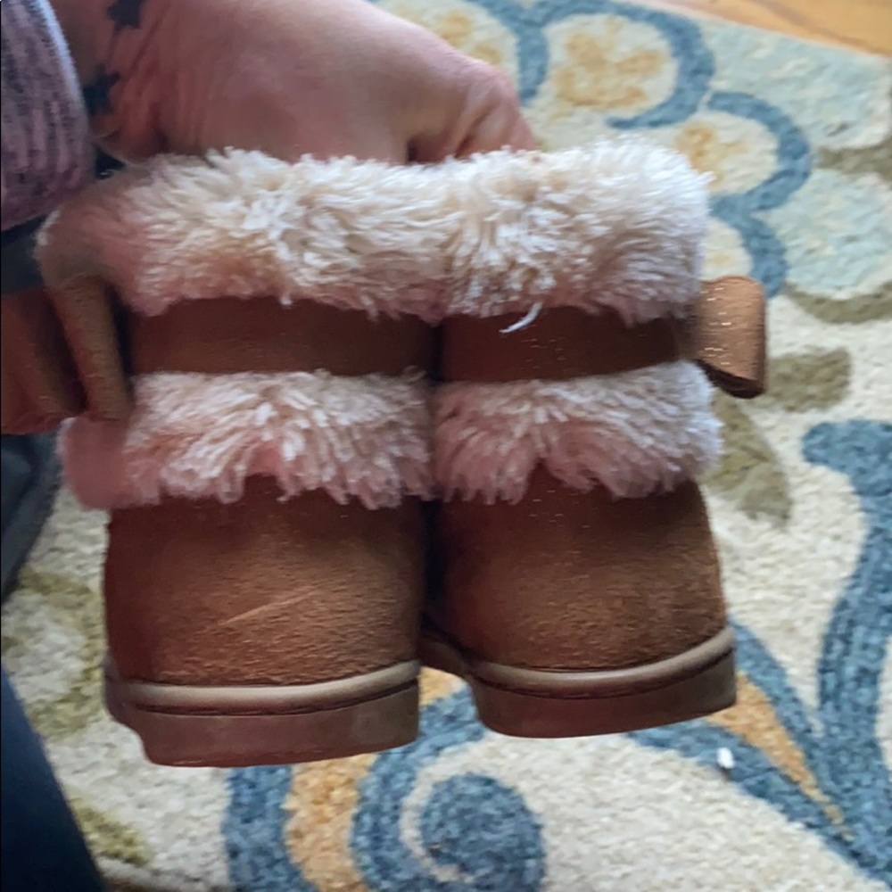 Boots - Picture 4 of 4
